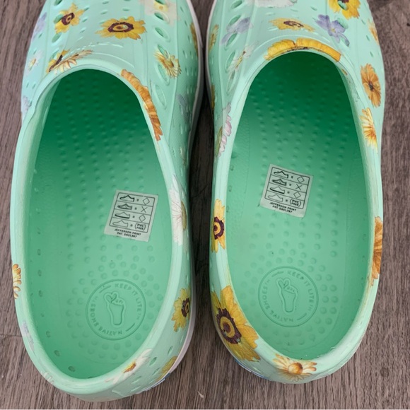 Native Jefferson Memento Floral Green Shoes Women’s 7 Mens 5 Slip On Beach - Picture 5 of 11